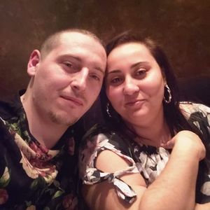 Meet your Posher, Daniel henrietta